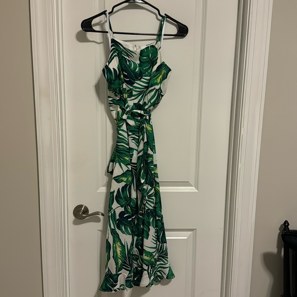 Roz&Ali Green size Large dress.